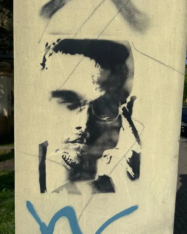 #stencil #stencilart @stencilandmore #schablonenkunst #schablonendruck #schablonentechnik #streetart #stritartist #textschablone #bydgoszczsztuka